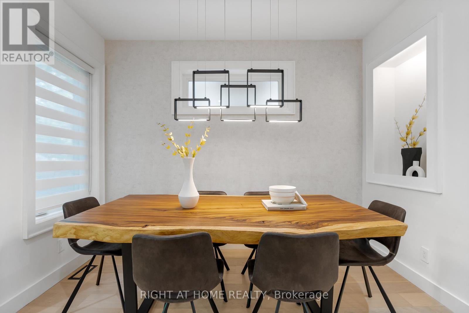 46 Hewitt Avenue, Toronto, Ontario  M6R 1Y3 - Photo 14 - W12787508