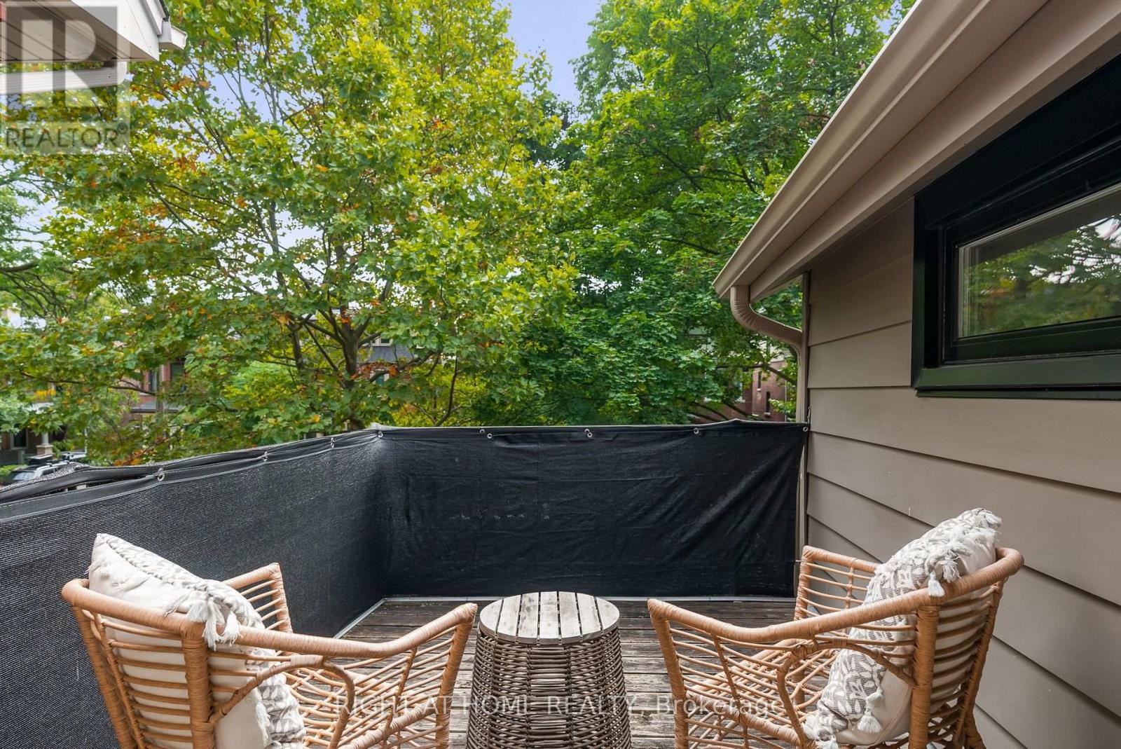 46 Hewitt Avenue, Toronto, Ontario  M6R 1Y3 - Photo 30 - W12787508