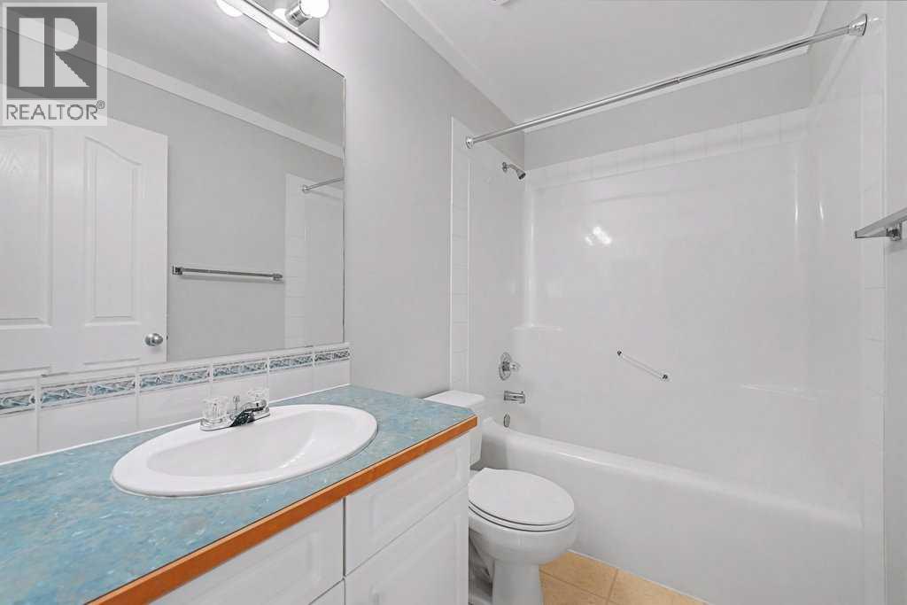 88 Somerside Common Sw, Calgary, Alberta  T2Y 3M8 - Photo 29 - A2283097