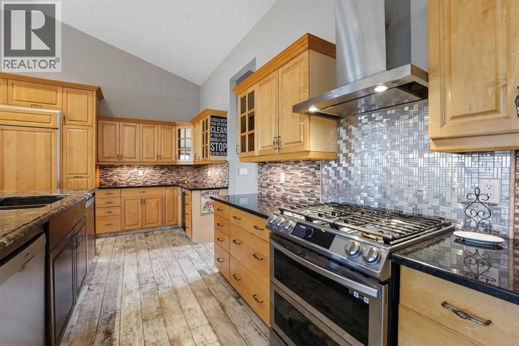 24 Silvertip Drive, Rural Foothills County, Alberta  T1V 1Z2 - Photo 10 - A2285821