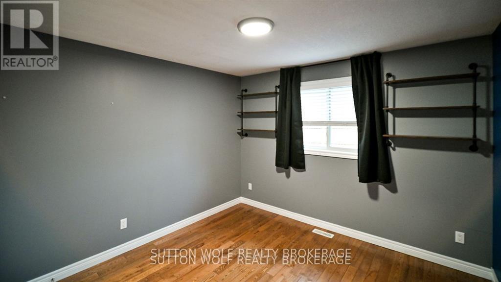 501 Darcy Drive, Strathroy-Caradoc, Ontario  N7G 4K9 - Photo 19 - X12787744