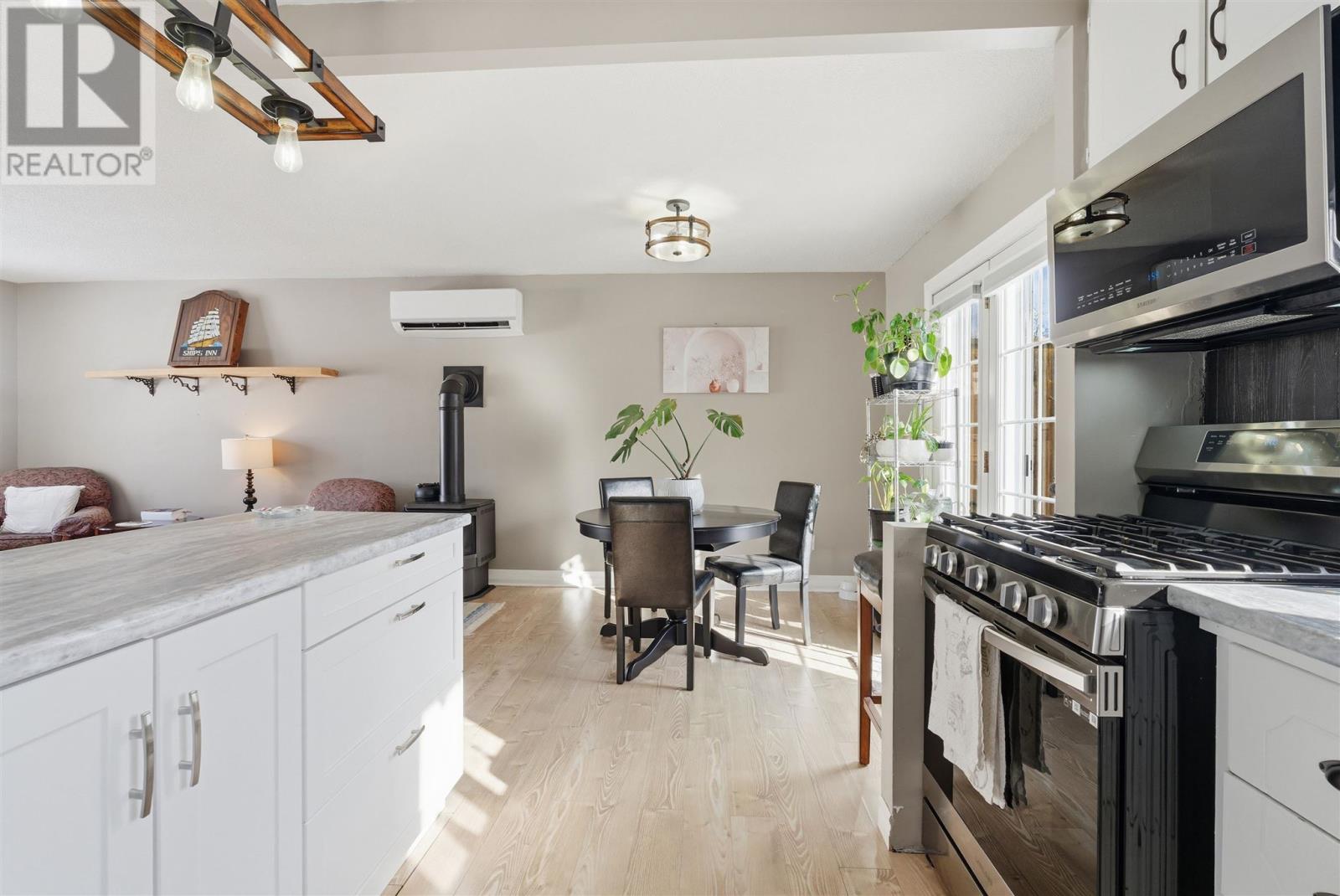 151 Youngfox Rd, Blind River, Ontario  P0R 1B0 - Photo 10 - SM260298