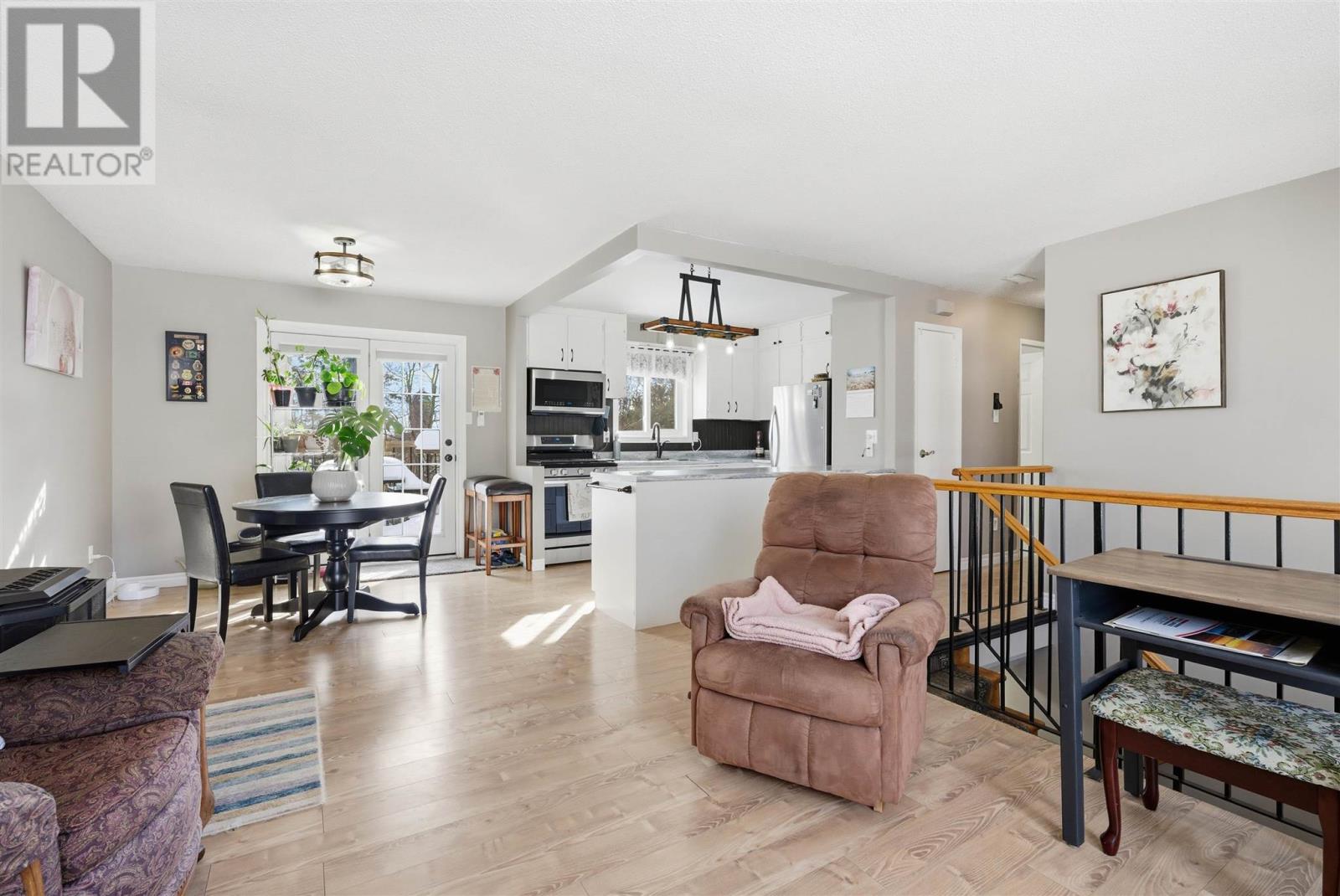 151 Youngfox Rd, Blind River, Ontario  P0R 1B0 - Photo 15 - SM260298