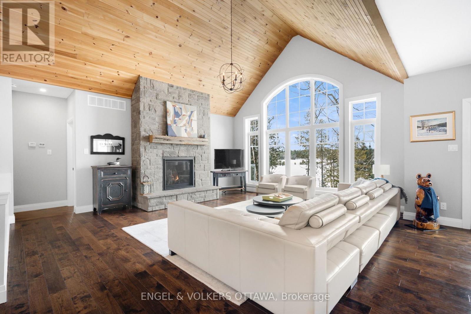 310 Calling Loon Lane, Lanark Highlands, Ontario  K0A 3L0 - Photo 6 - X12787738