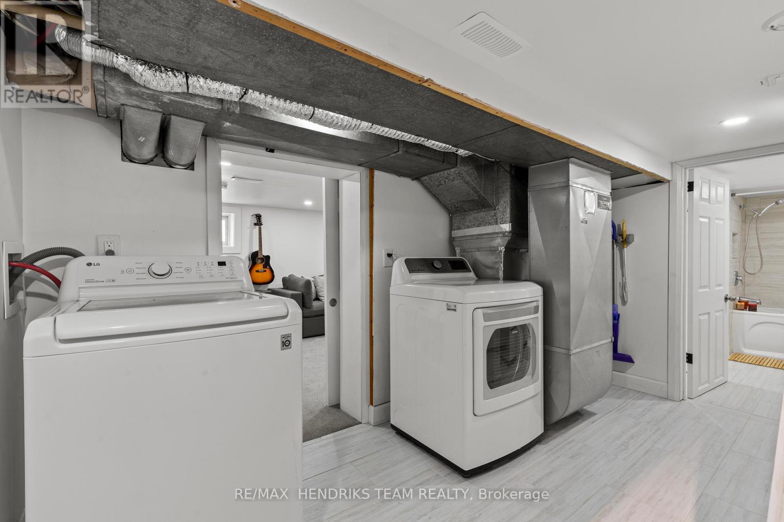 16 Haig Street, St. Catharines, Ontario  L2R 6K6 - Photo 28 - X12787756