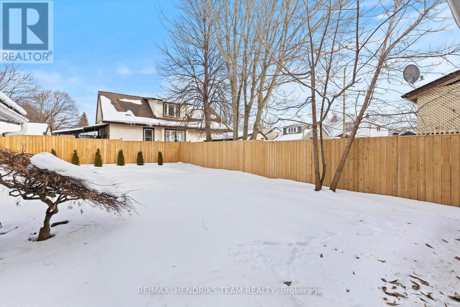 16 Haig Street, St. Catharines, Ontario  L2R 6K6 - Photo 39 - X12787756