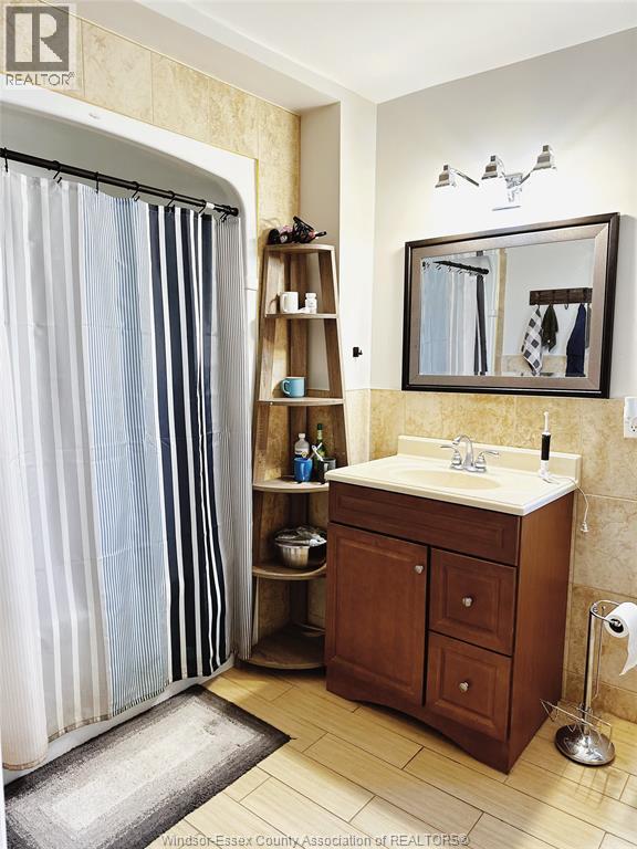 3763 Howard Avenue, Windsor, Ontario N9E 3N8 - Photo 8 - 26003236