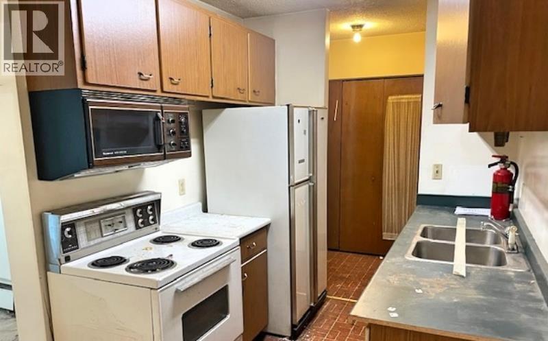 309 6340 Buswell Street, Richmond, British Columbia  V6Y 2E9 - Photo 2 - R3089774