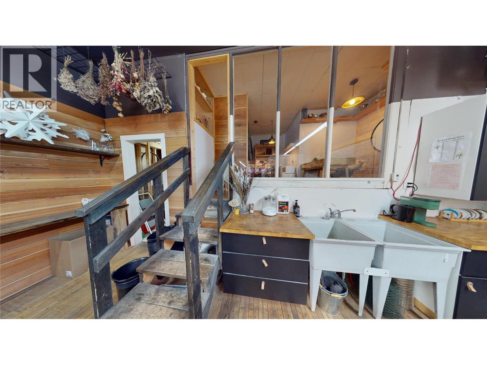 421c 2nd Avenue, Fernie, British Columbia  V0B 1M0 - Photo 23 - 10369076