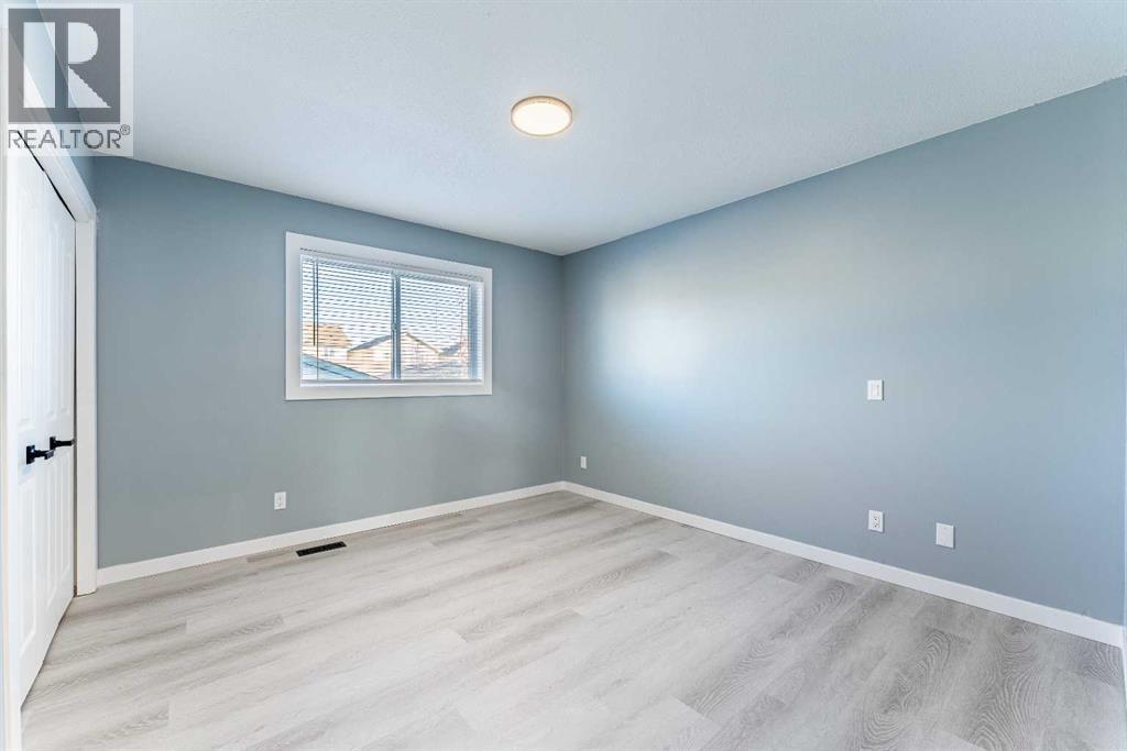 134 Erin Meadow Crescent Se, Calgary, Alberta  T2B 3L5 - Photo 19 - A2255671