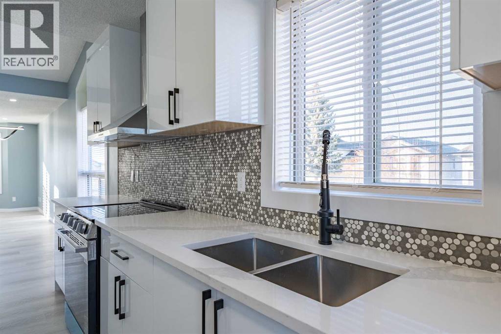 134 Erin Meadow Crescent Se, Calgary, Alberta  T2B 3L5 - Photo 15 - A2255671