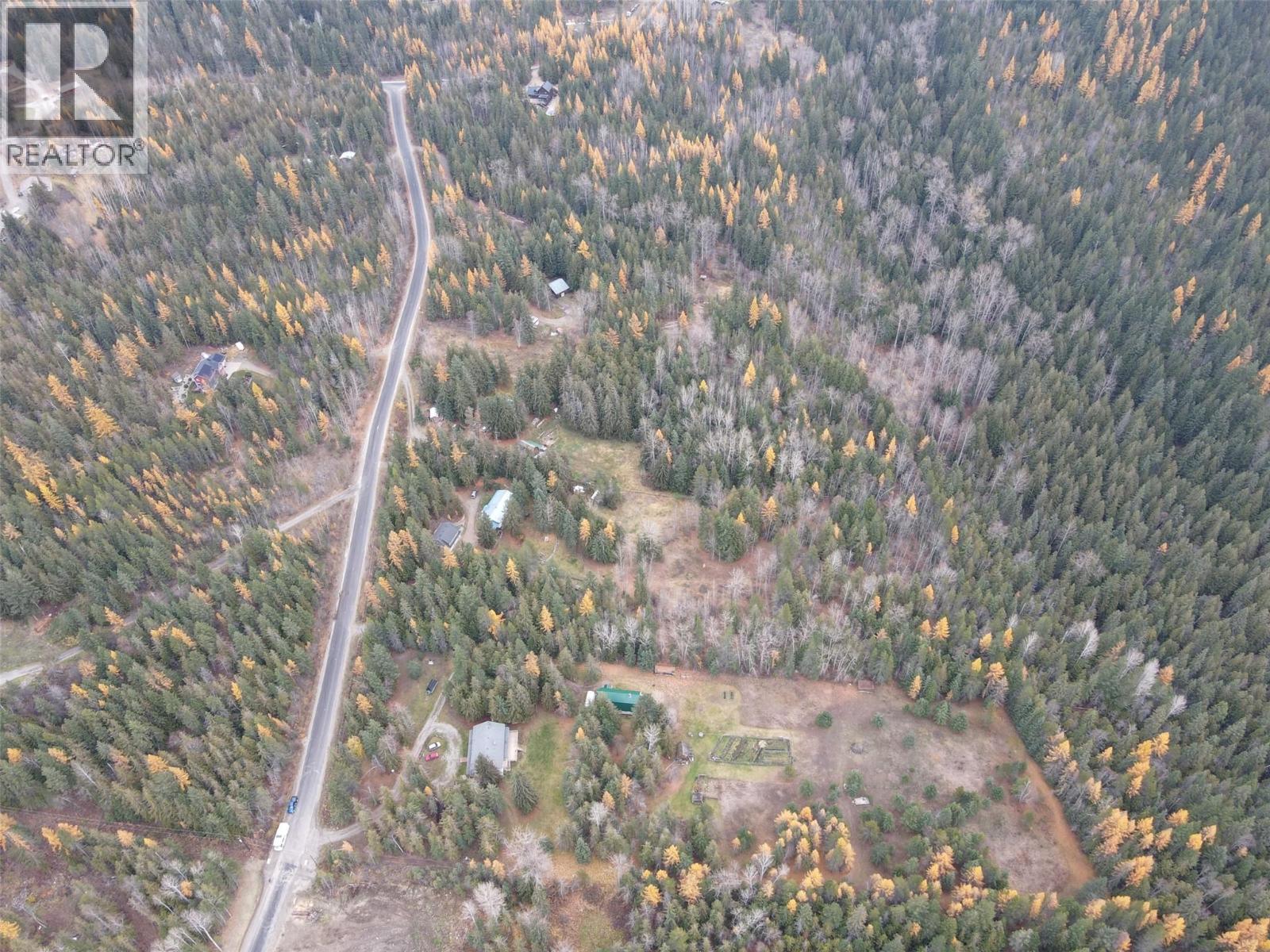 8276 Lincoln Road, Vernon, British Columbia  V1B 3M8 - Photo 3 - 10375830
