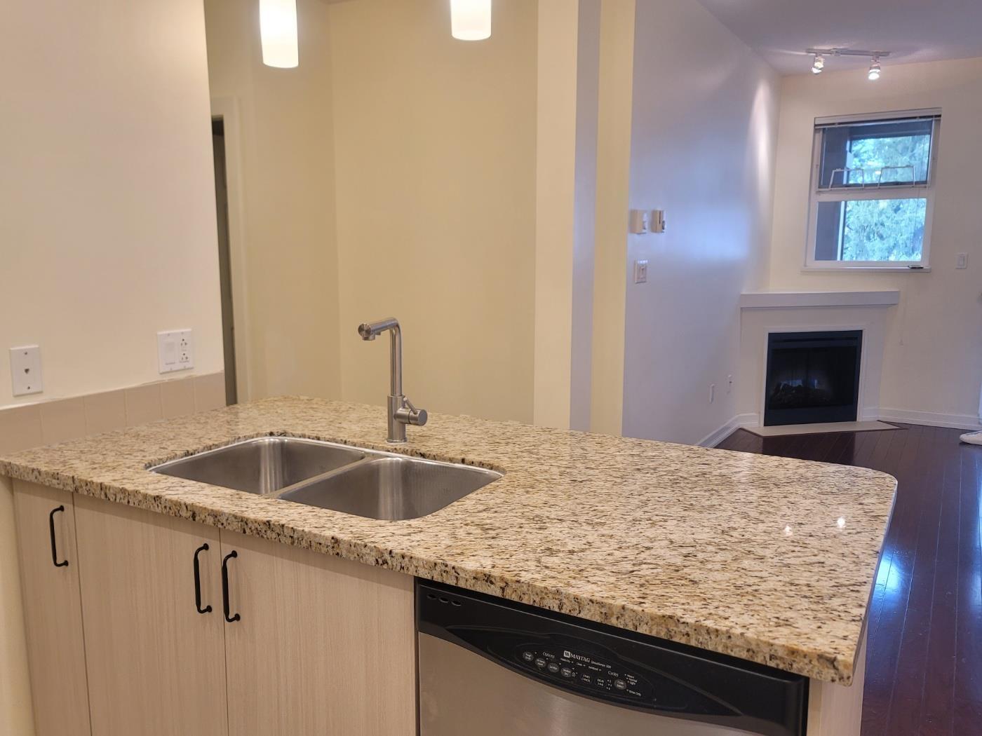 215 10237 133 Street, Surrey, British Columbia  V3T 0C6 - Photo 6 - R3089498