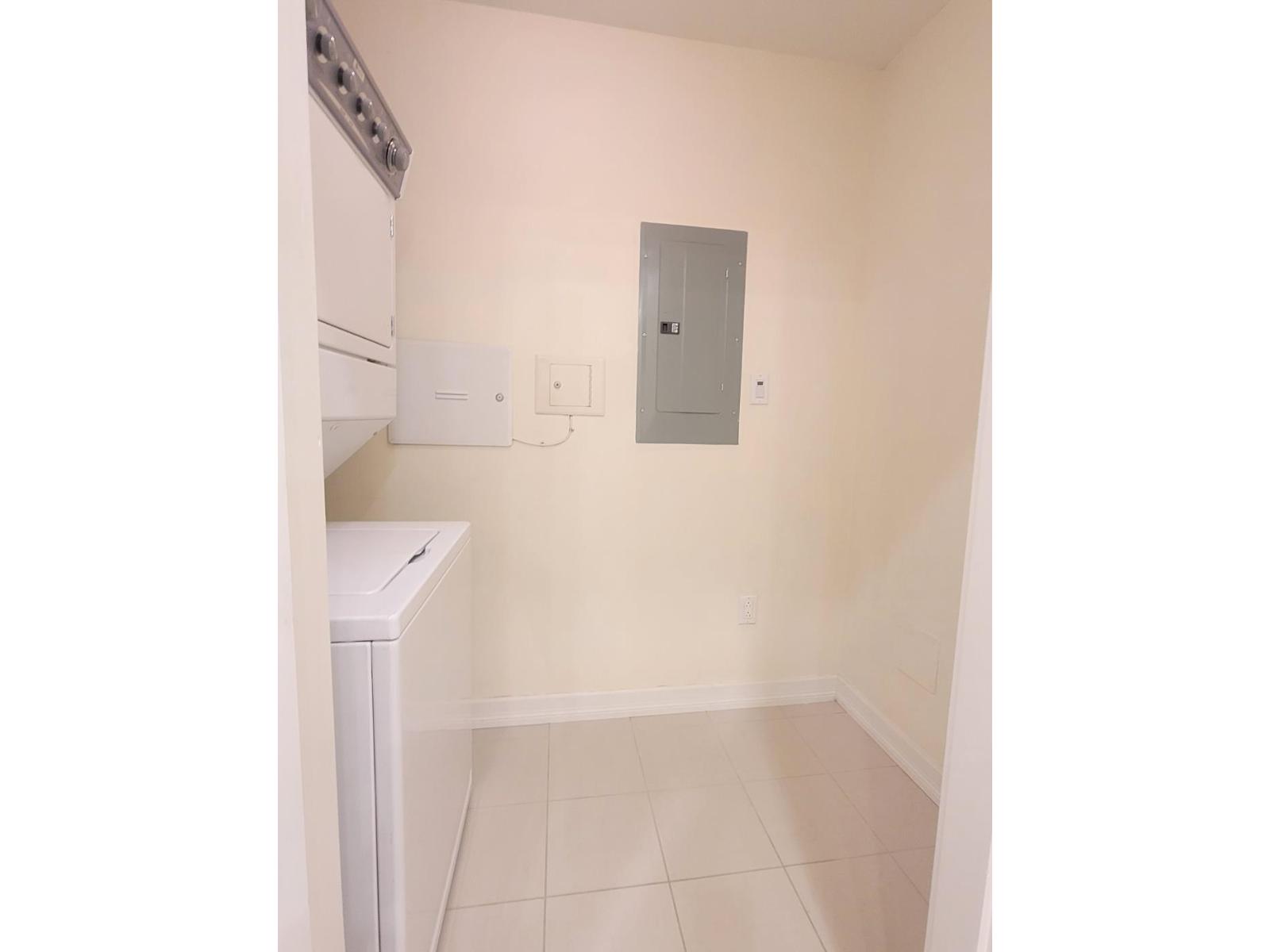 215 10237 133 Street, Surrey, British Columbia  V3T 0C6 - Photo 19 - R3089498