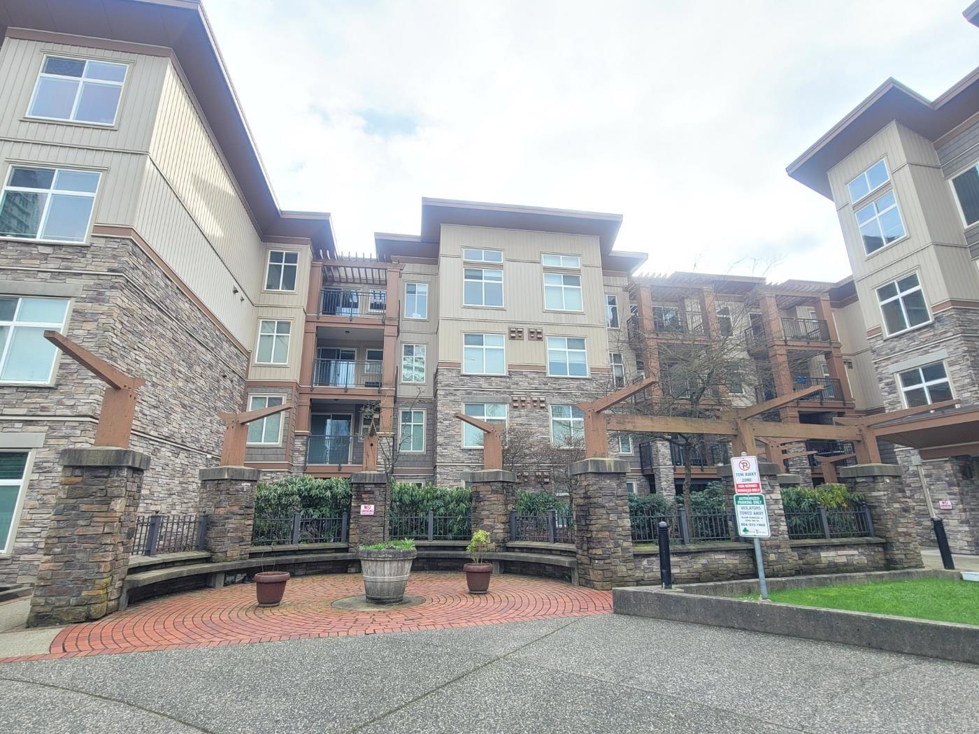 215 10237 133 Street, Surrey, British Columbia  V3T 0C6 - Photo 2 - R3089498