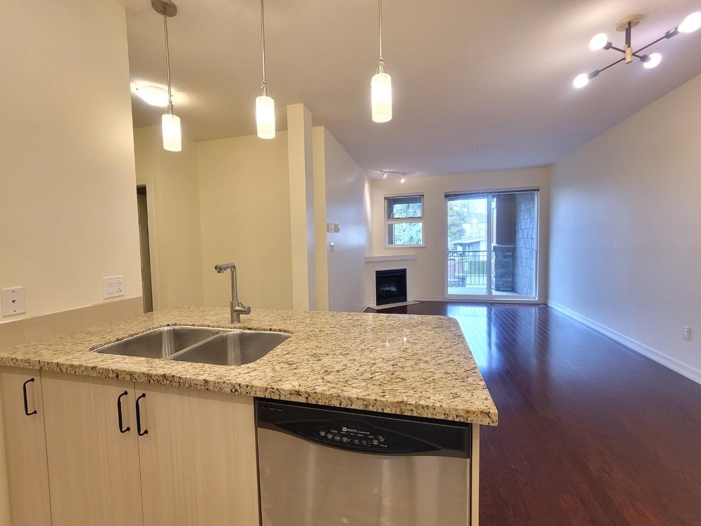 215 10237 133 Street, Surrey, British Columbia  V3T 0C6 - Photo 7 - R3089498