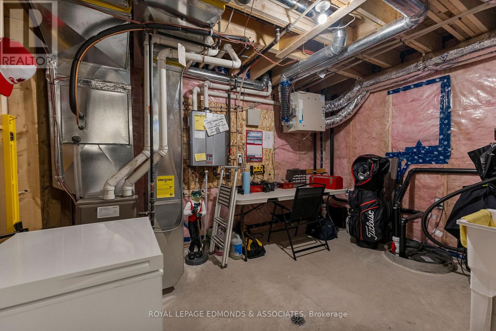 11 Terrance Drive, Petawawa, Ontario  K8H 0G3 - Photo 32 - X12787704