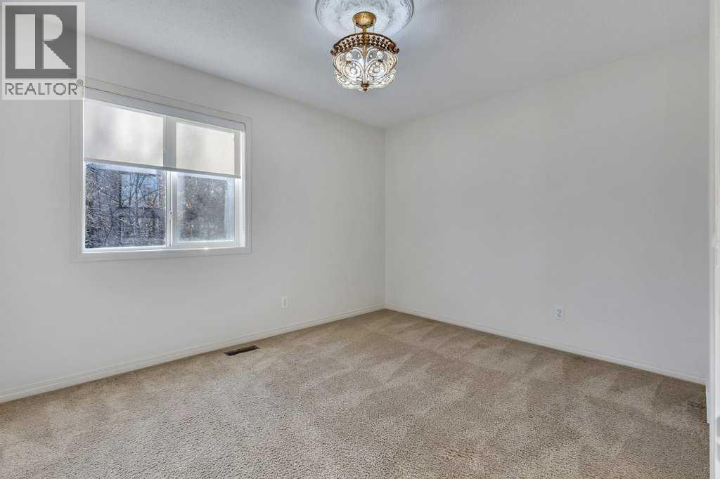 218 Valley Woods Place Nw, Calgary, Alberta  T3B 6A3 - Photo 42 - A2285841