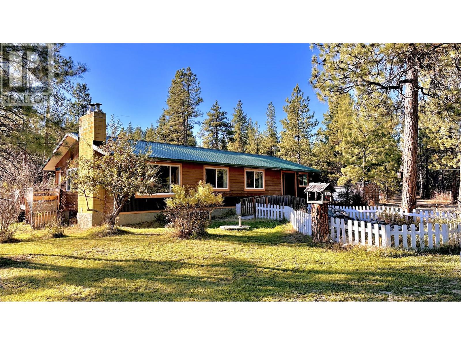 7502 Highway 95a, Kimberley, British Columbia V1A 3L4 - Photo 1 - 10375969