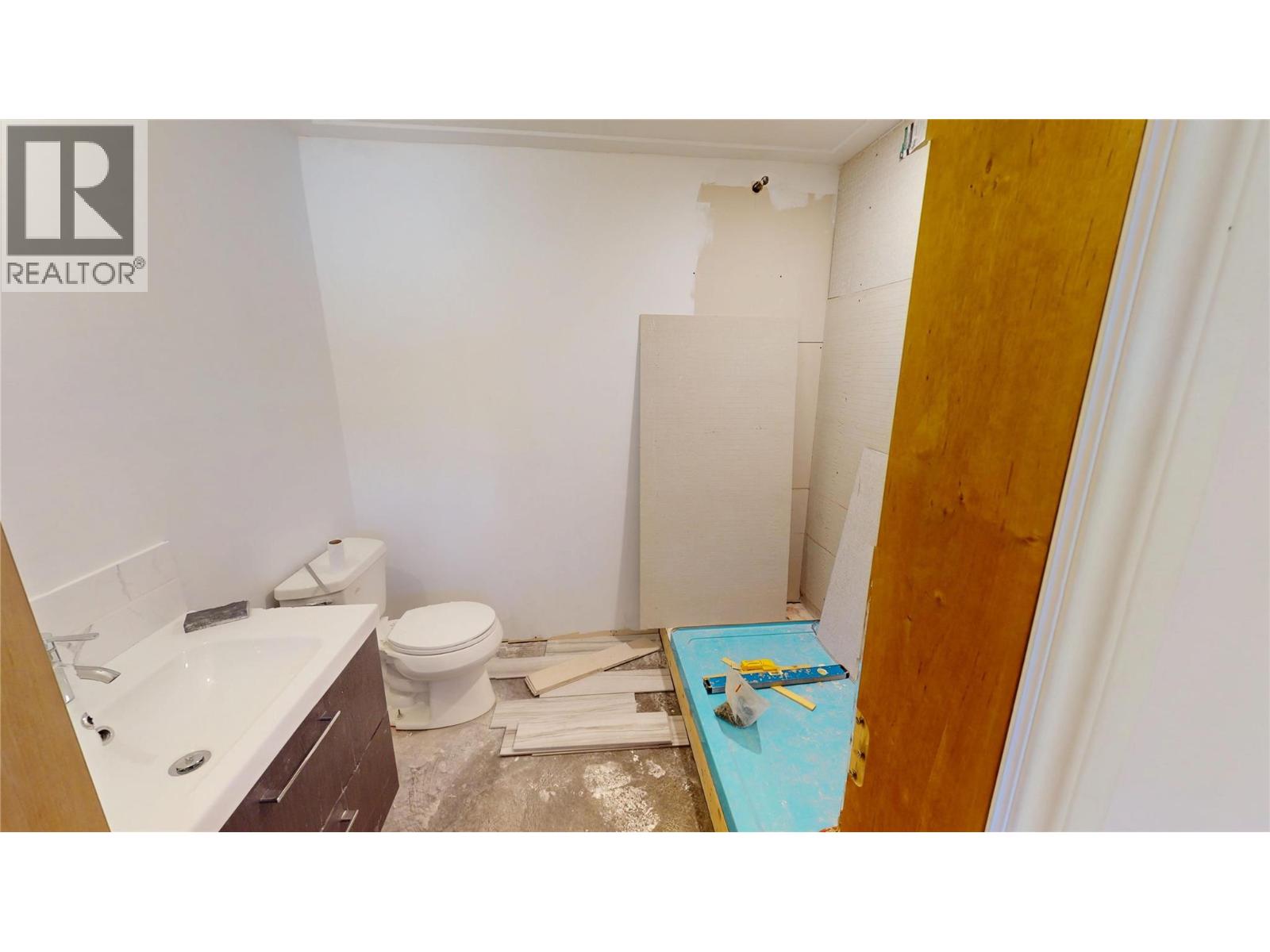 3982 Mcgiverin Road, Fernie, British Columbia  V0B 1M4 - Photo 39 - 10375535