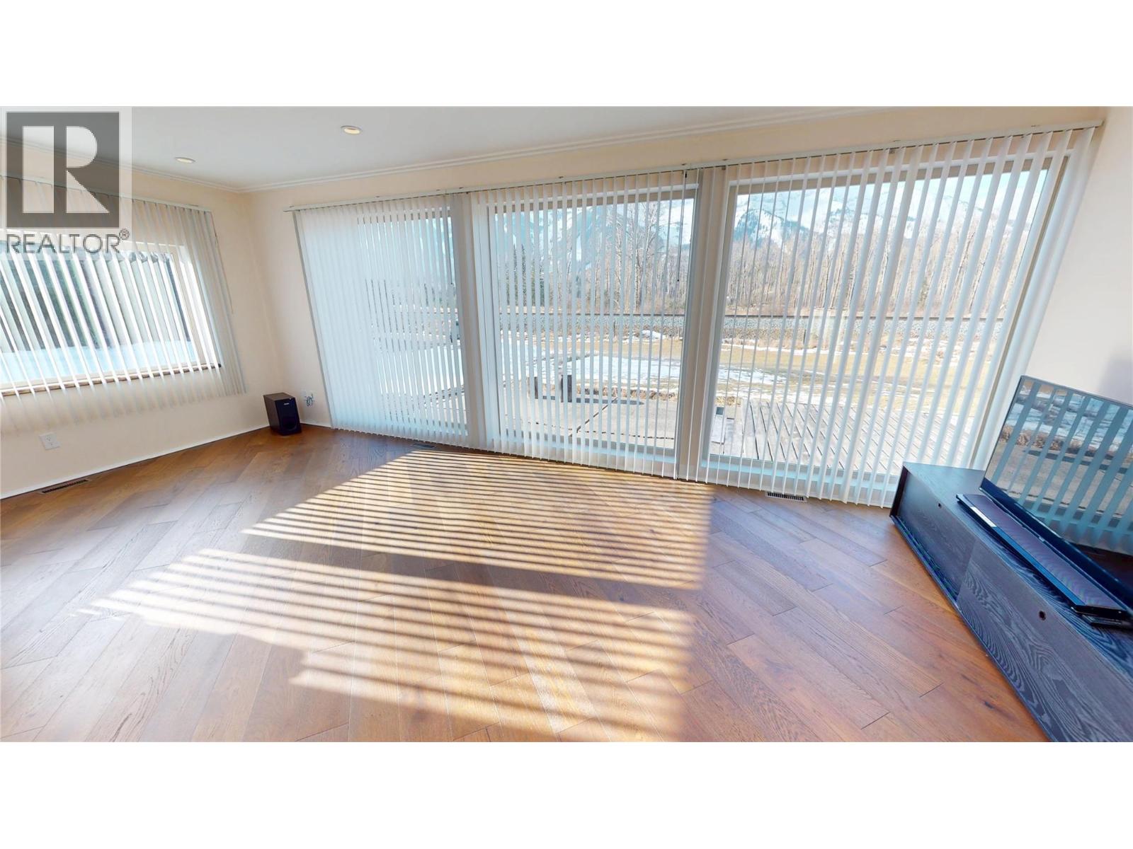 3982 Mcgiverin Road, Fernie, British Columbia  V0B 1M4 - Photo 26 - 10375535