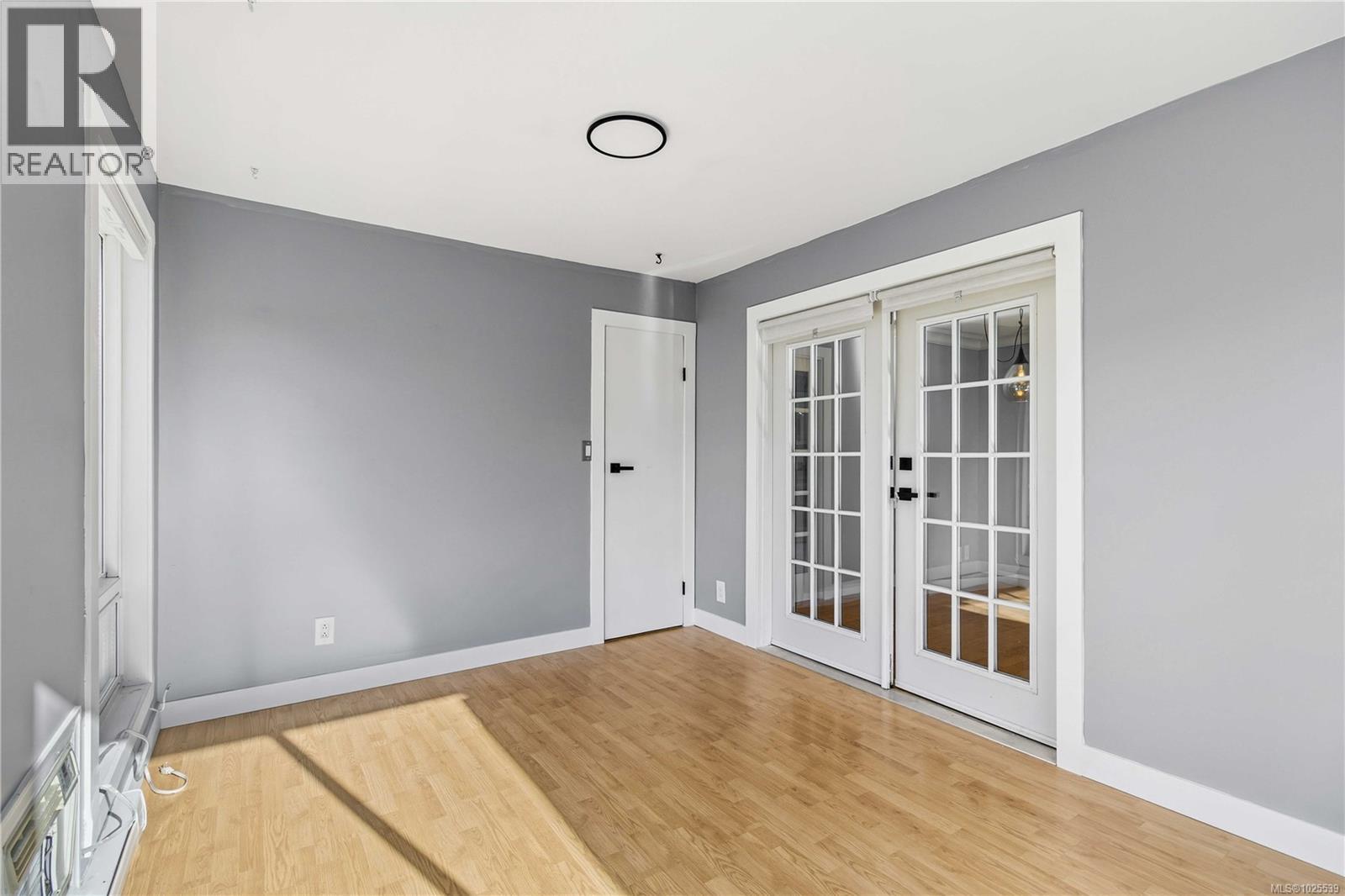 B 3002 Cedar Hill Rd, Victoria, British Columbia  V8T 3J3 - Photo 23 - 1025539