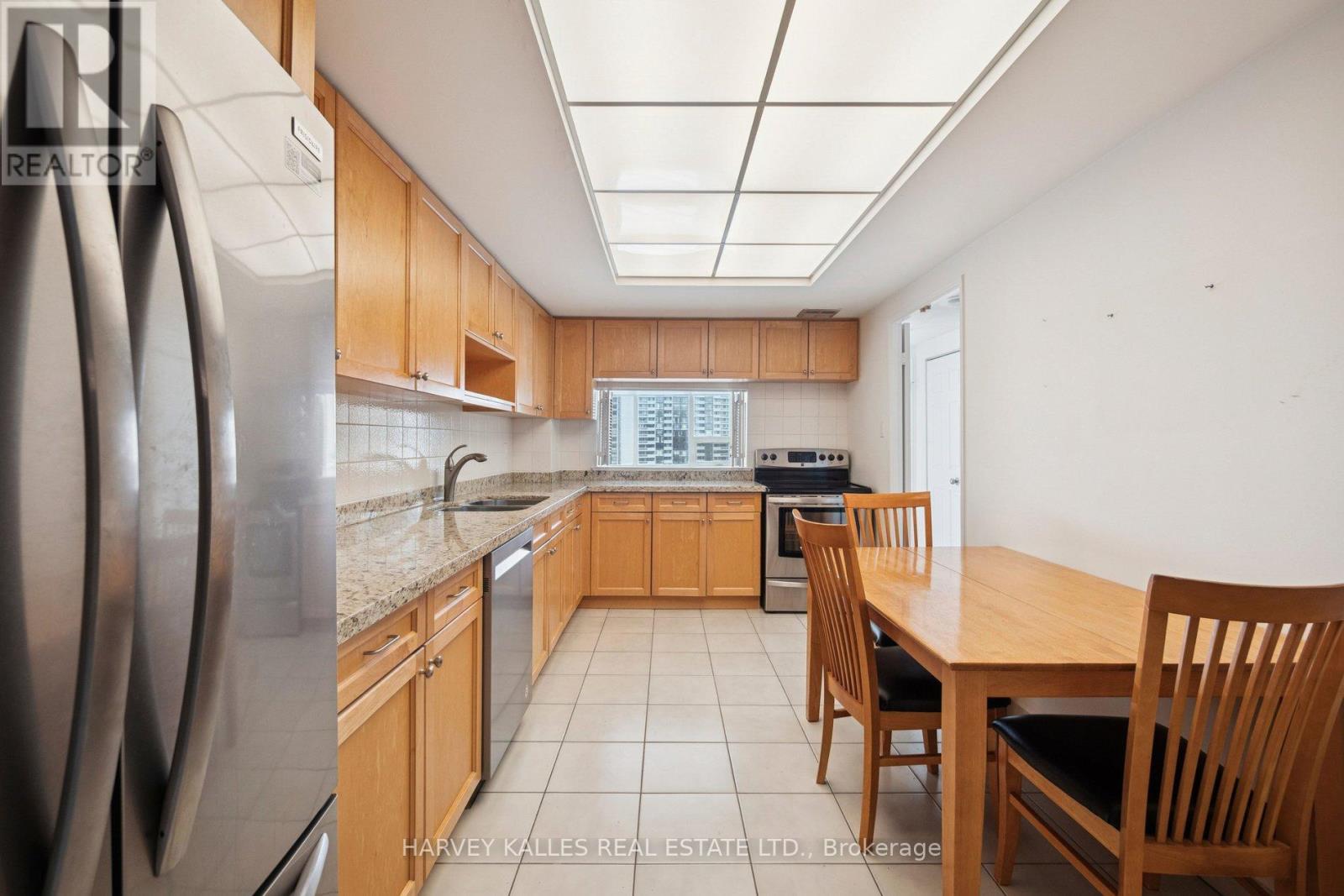 2403 - 55 Skymark Drive, Toronto, Ontario  M2H 3N4 - Photo 17 - C12787718