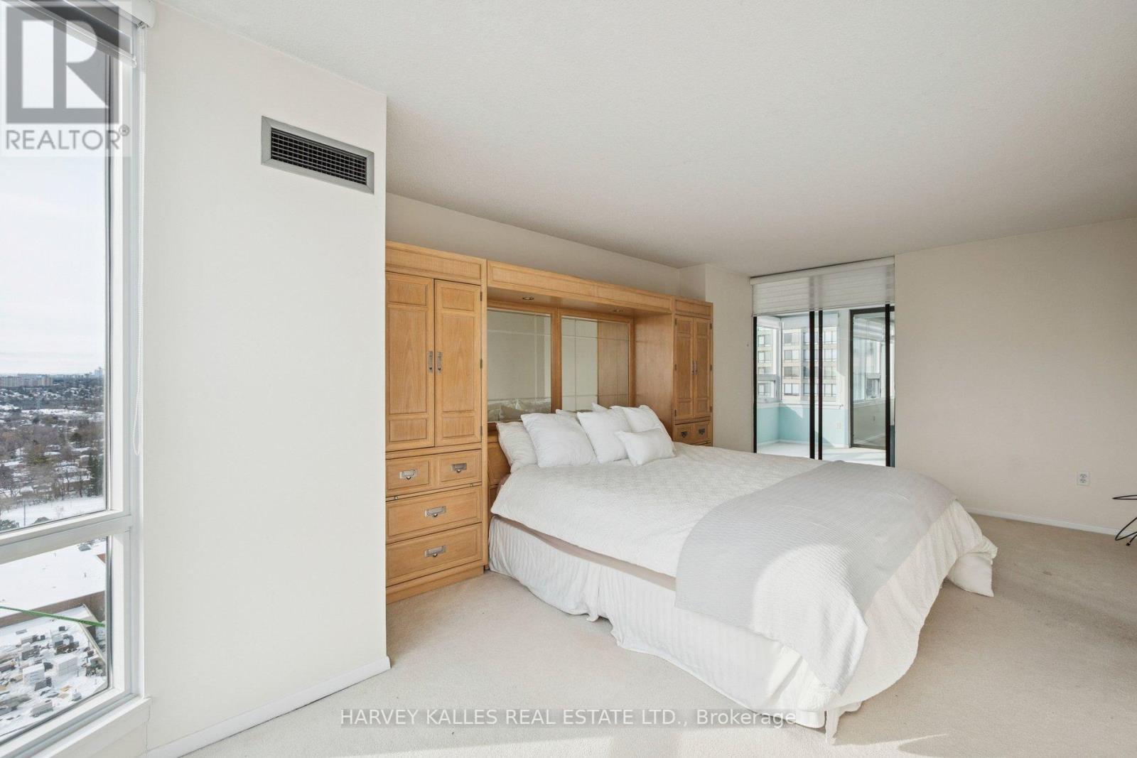 2403 - 55 Skymark Drive, Toronto, Ontario  M2H 3N4 - Photo 34 - C12787718