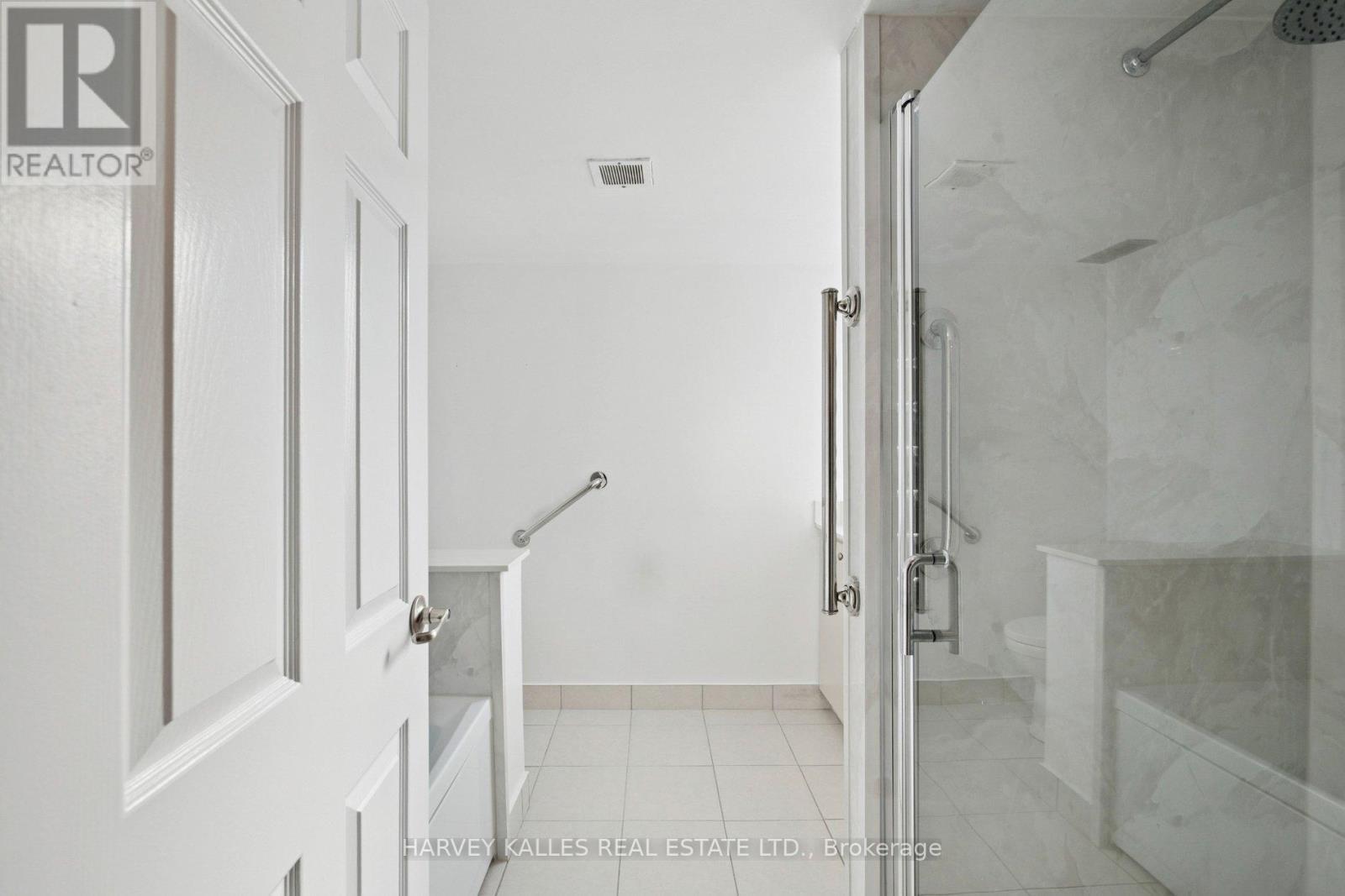 2403 - 55 Skymark Drive, Toronto, Ontario  M2H 3N4 - Photo 36 - C12787718