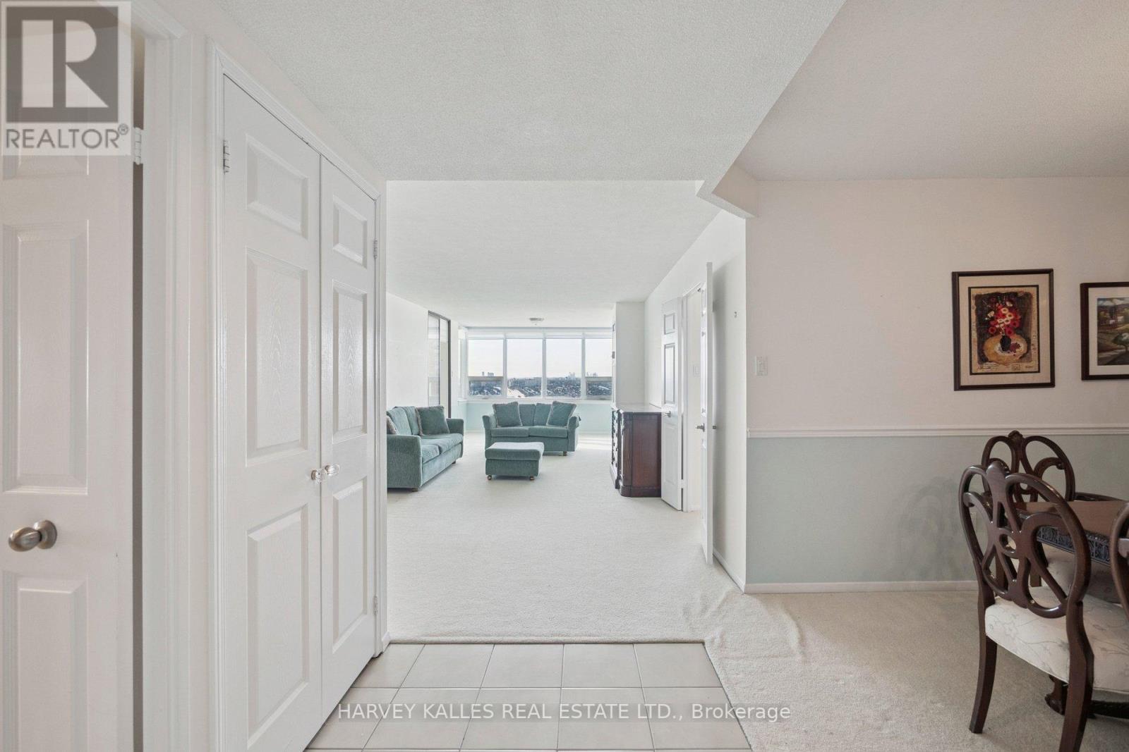 2403 - 55 Skymark Drive, Toronto, Ontario  M2H 3N4 - Photo 6 - C12787718