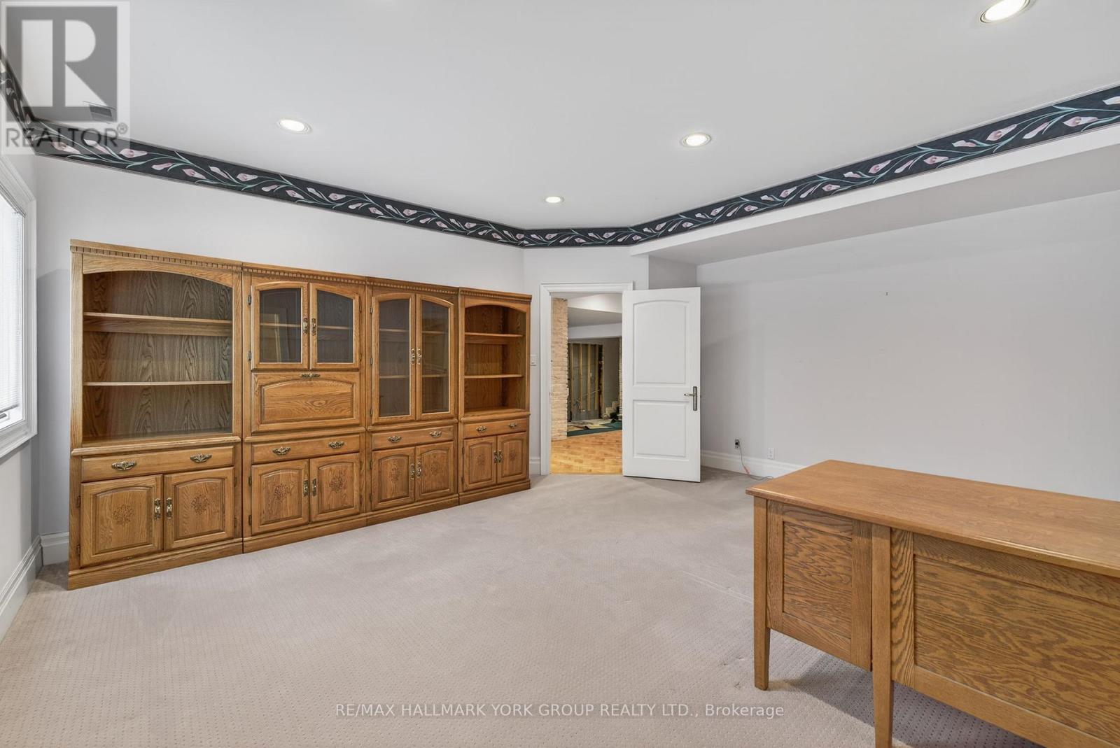 27 Glen Meadow Lane, Richmond Hill, Ontario  L4E 3M6 - Photo 33 - N12758796