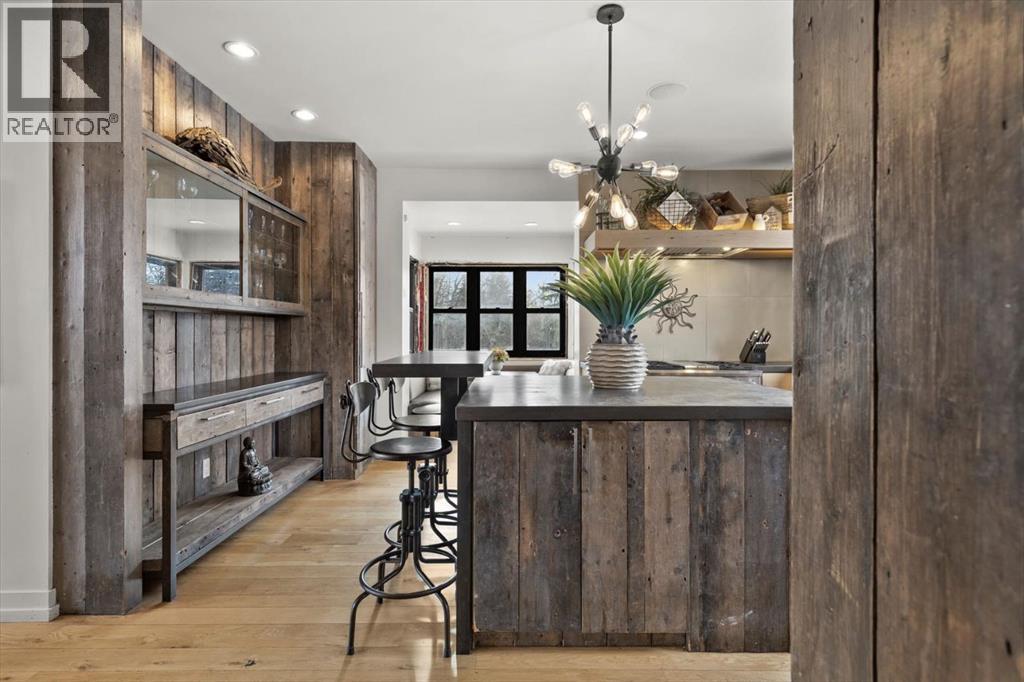 19 Bearspaw Summit Rise, Rural Rocky View County, Alberta  T3R 1H2 - Photo 12 - A2282919