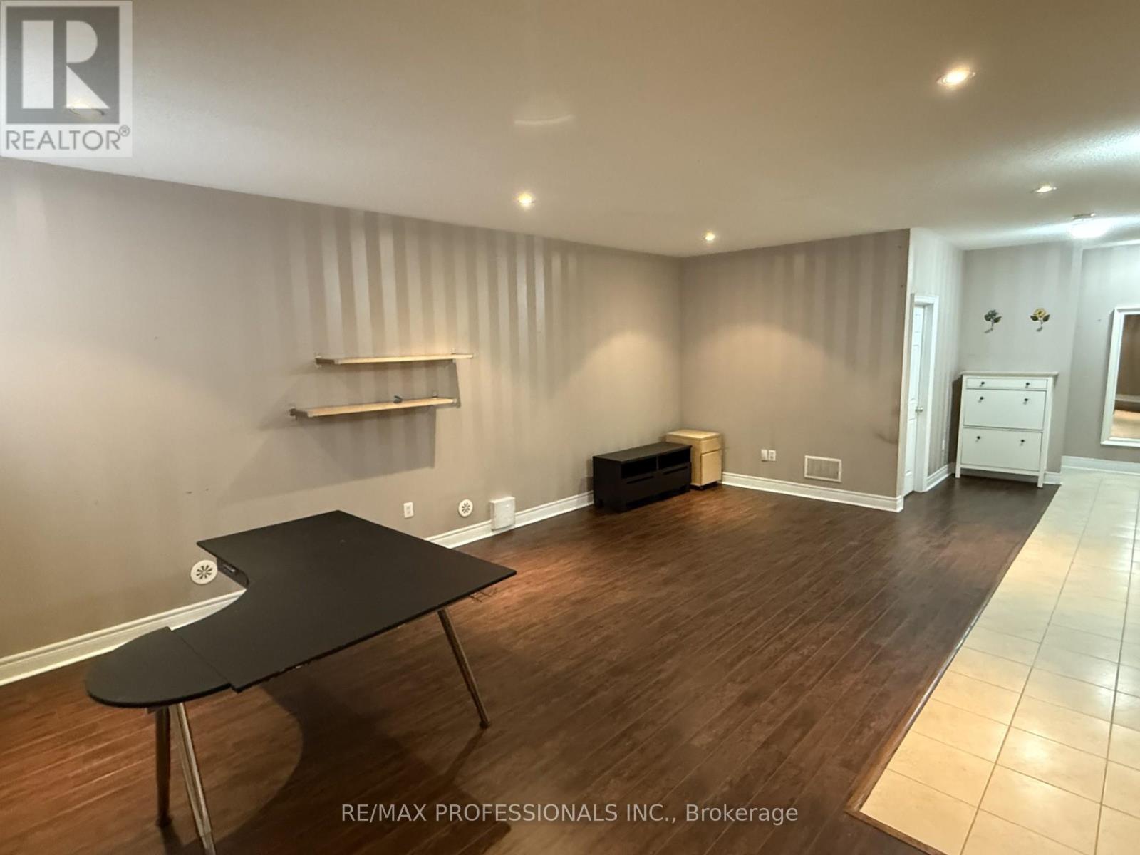 72 Upper Duke Crescent, Markham, Ontario  L6G 0B6 - Photo 28 - N12782946