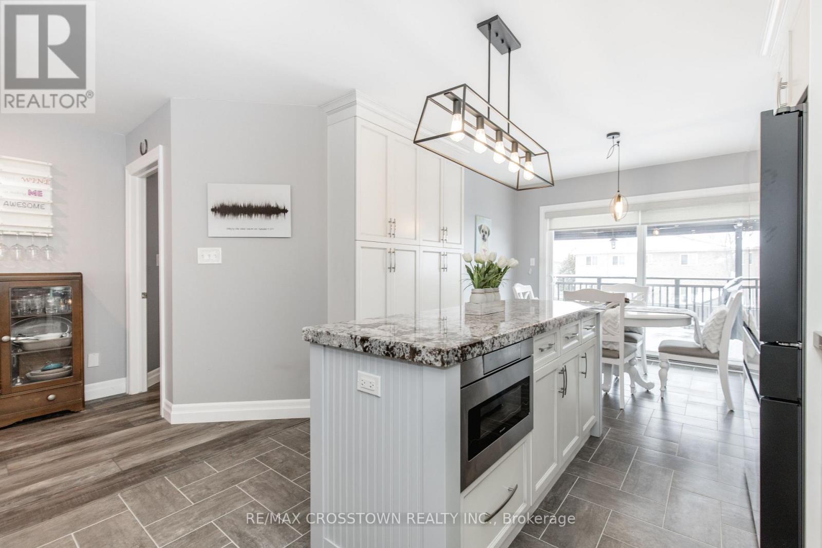 2237 Sproule Street, Innisfil, Ontario  L9S 0E2 - Photo 14 - N12787766