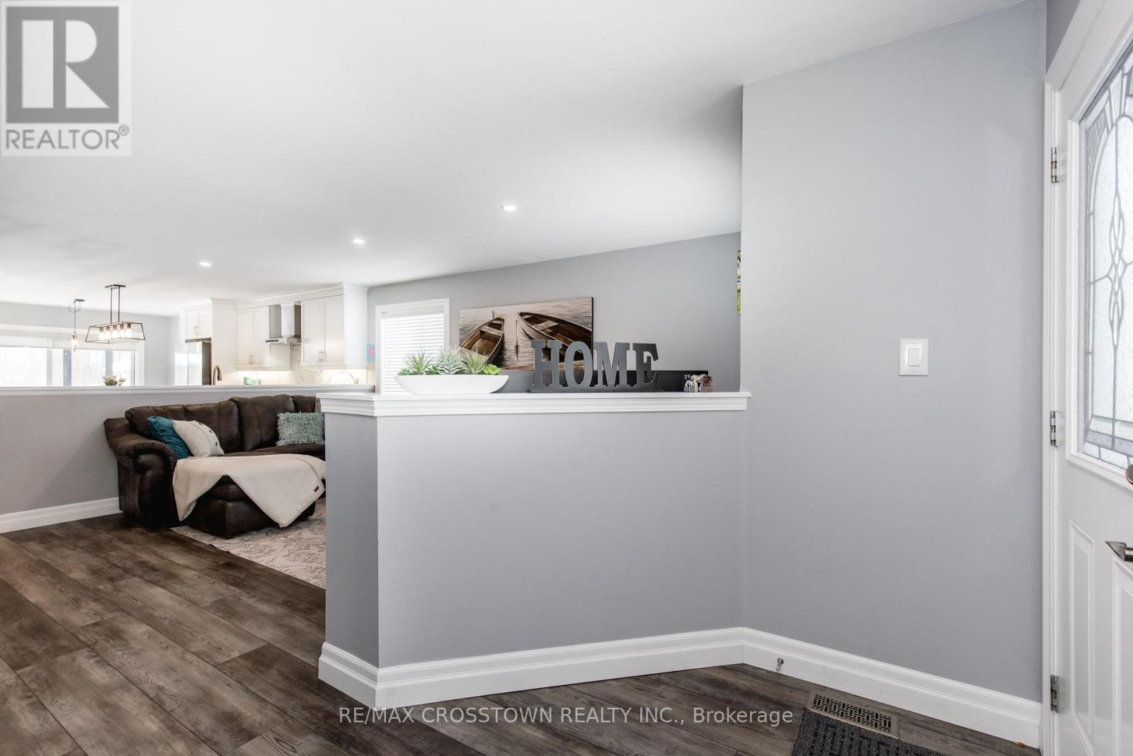 2237 Sproule Street, Innisfil, Ontario  L9S 0E2 - Photo 5 - N12787766