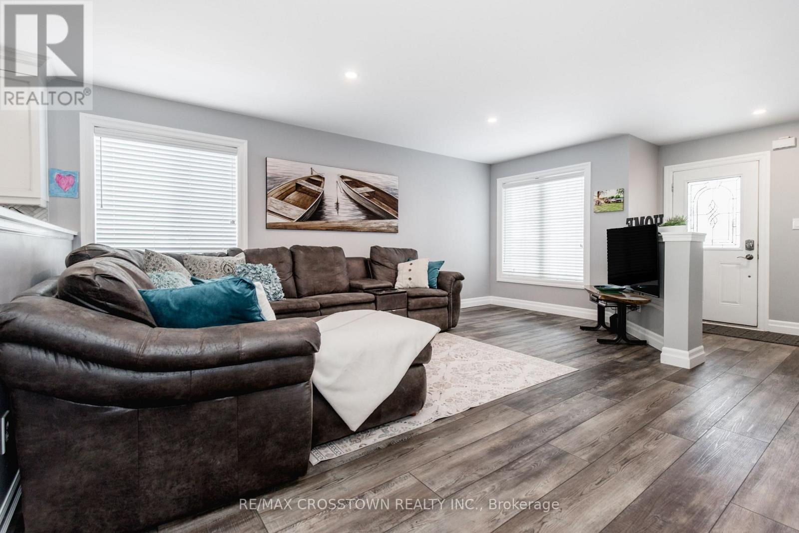 2237 Sproule Street, Innisfil, Ontario  L9S 0E2 - Photo 8 - N12787766