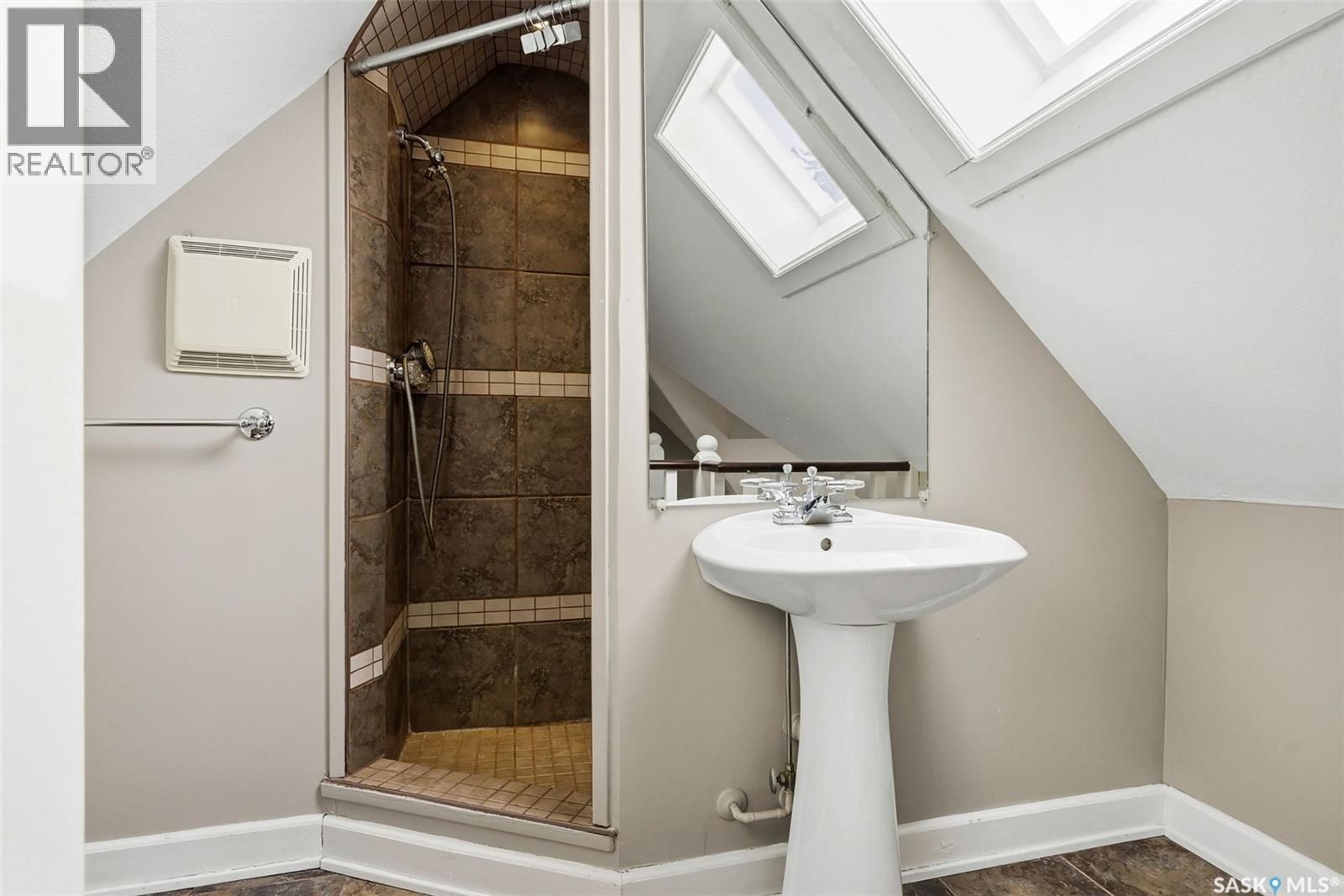 3002 14th Avenue, Regina, Saskatchewan  S4T 1R7 - Photo 28 - SK028550