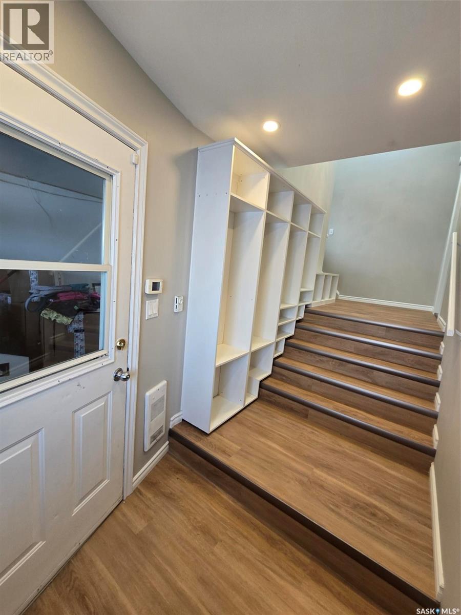 1010 Desmond Street, Grenfell, Saskatchewan  S0G 2B0 - Photo 3 - SK028513