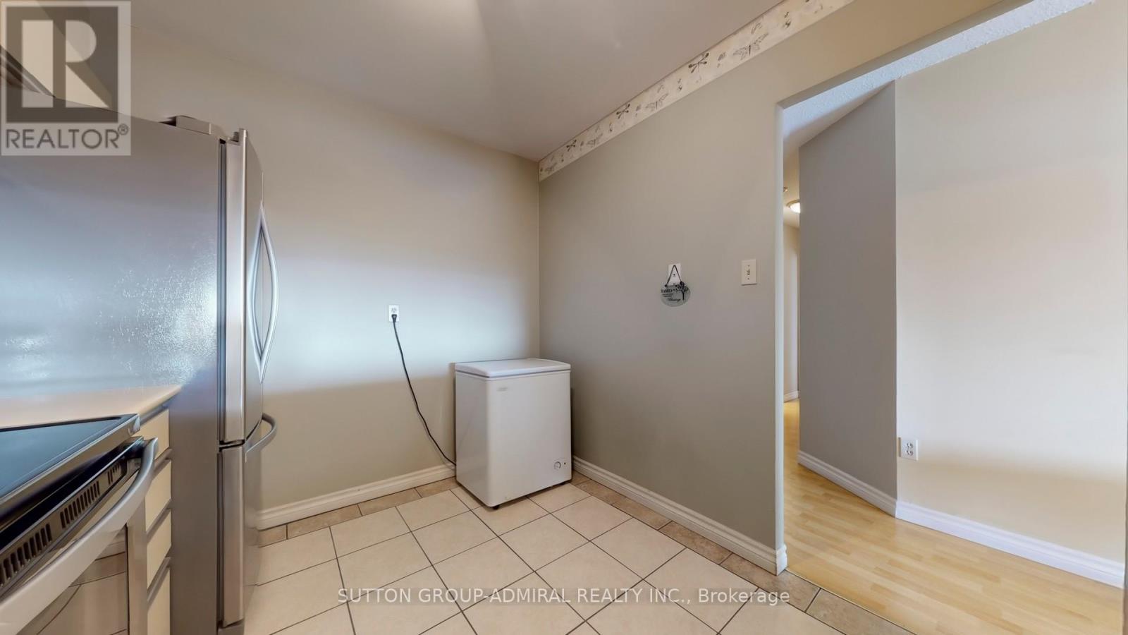 801 - 234 Albion Road, Toronto, Ontario  M9W 6A5 - Photo 4 - W12787710