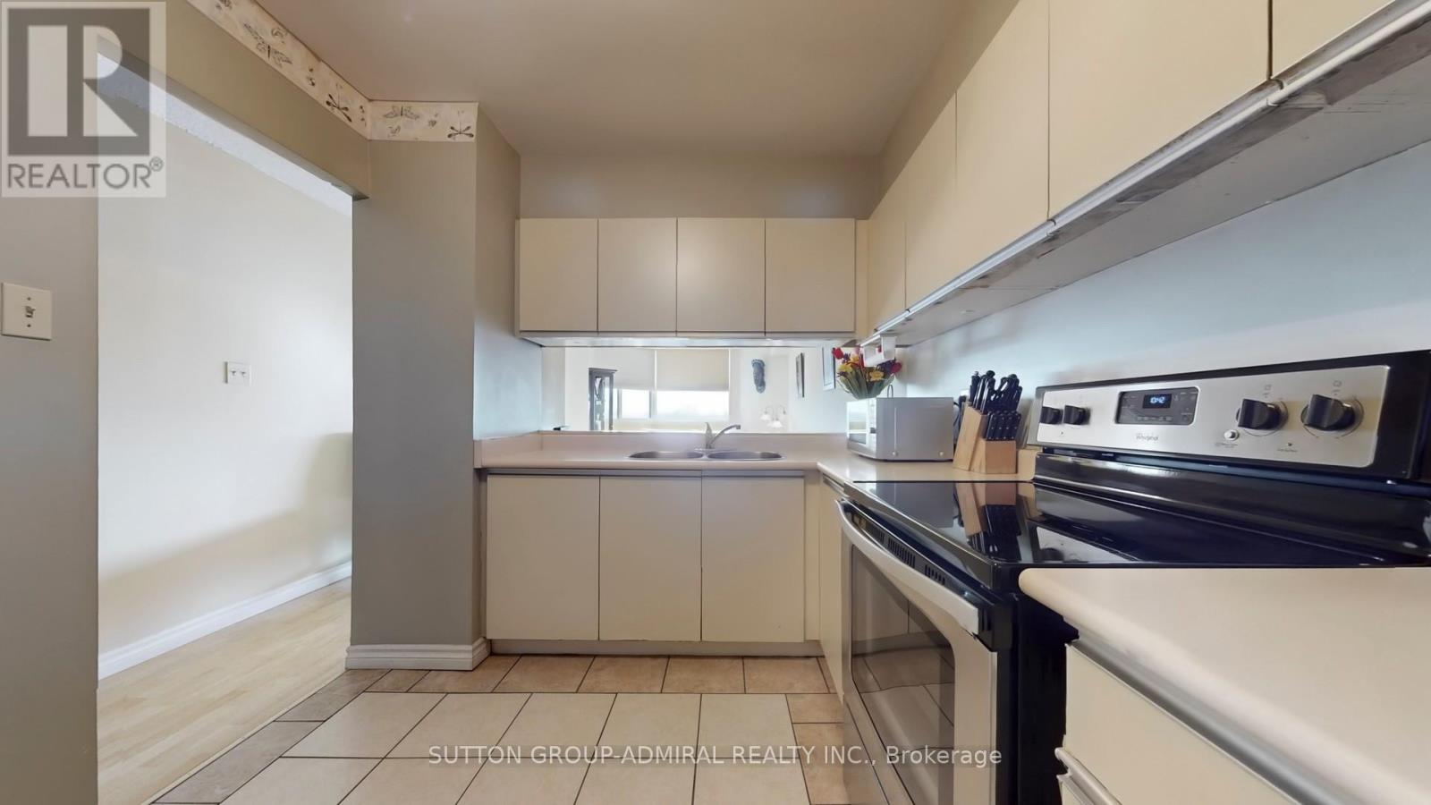 801 - 234 Albion Road, Toronto, Ontario  M9W 6A5 - Photo 7 - W12787710