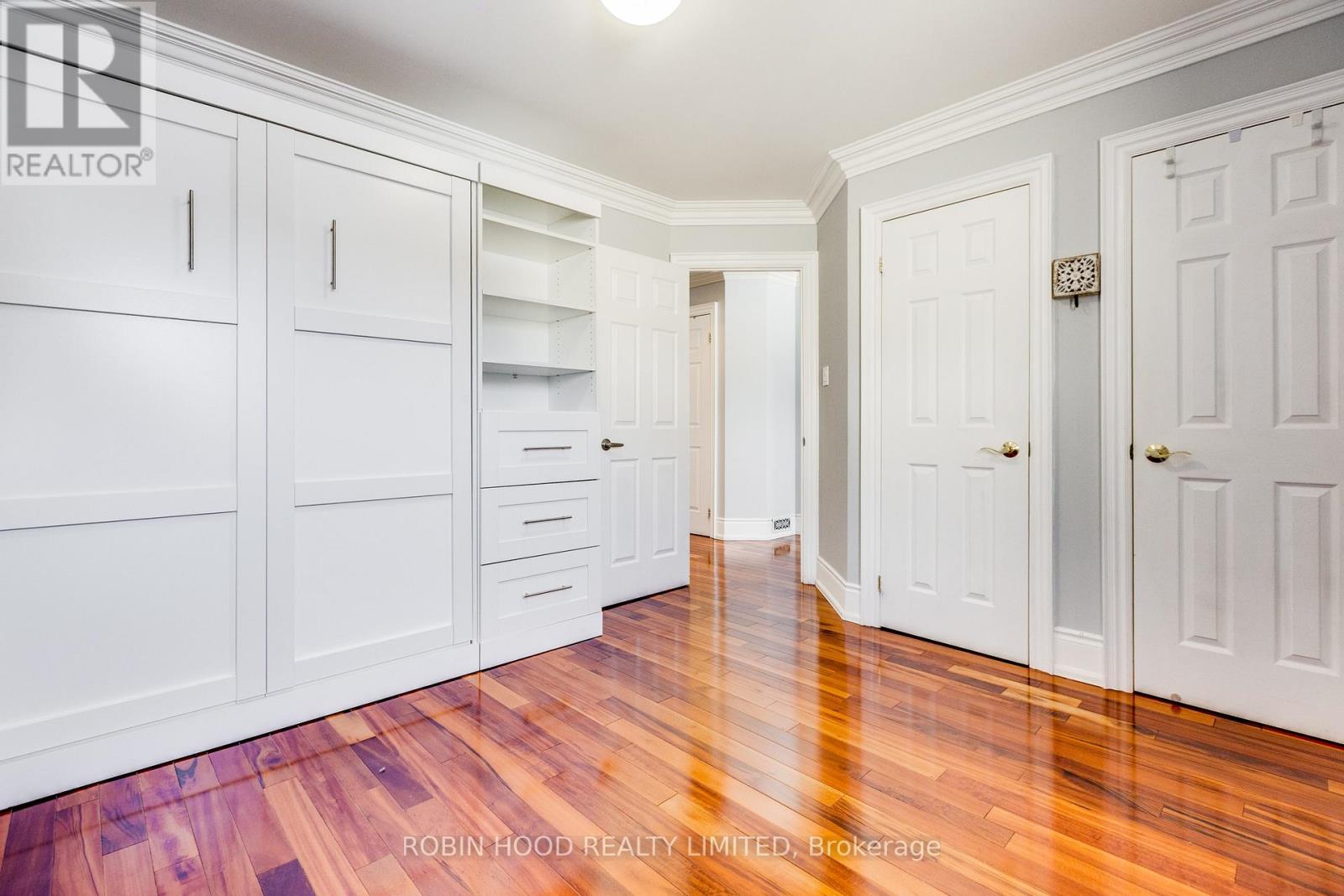 449 Gilbert Avenue, Toronto, Ontario  M6E 4X4 - Photo 24 - W12787724