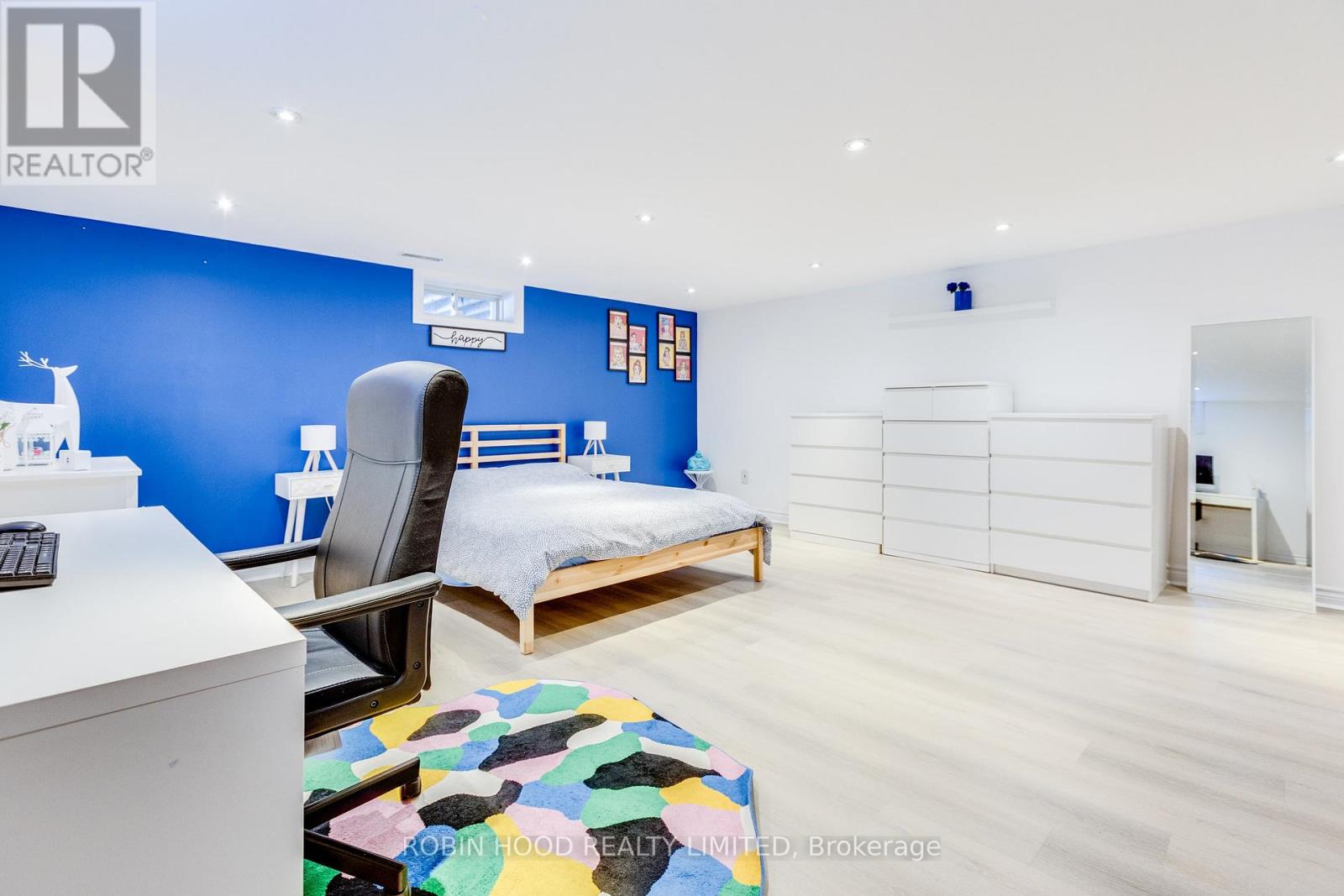 449 Gilbert Avenue, Toronto, Ontario  M6E 4X4 - Photo 33 - W12787724