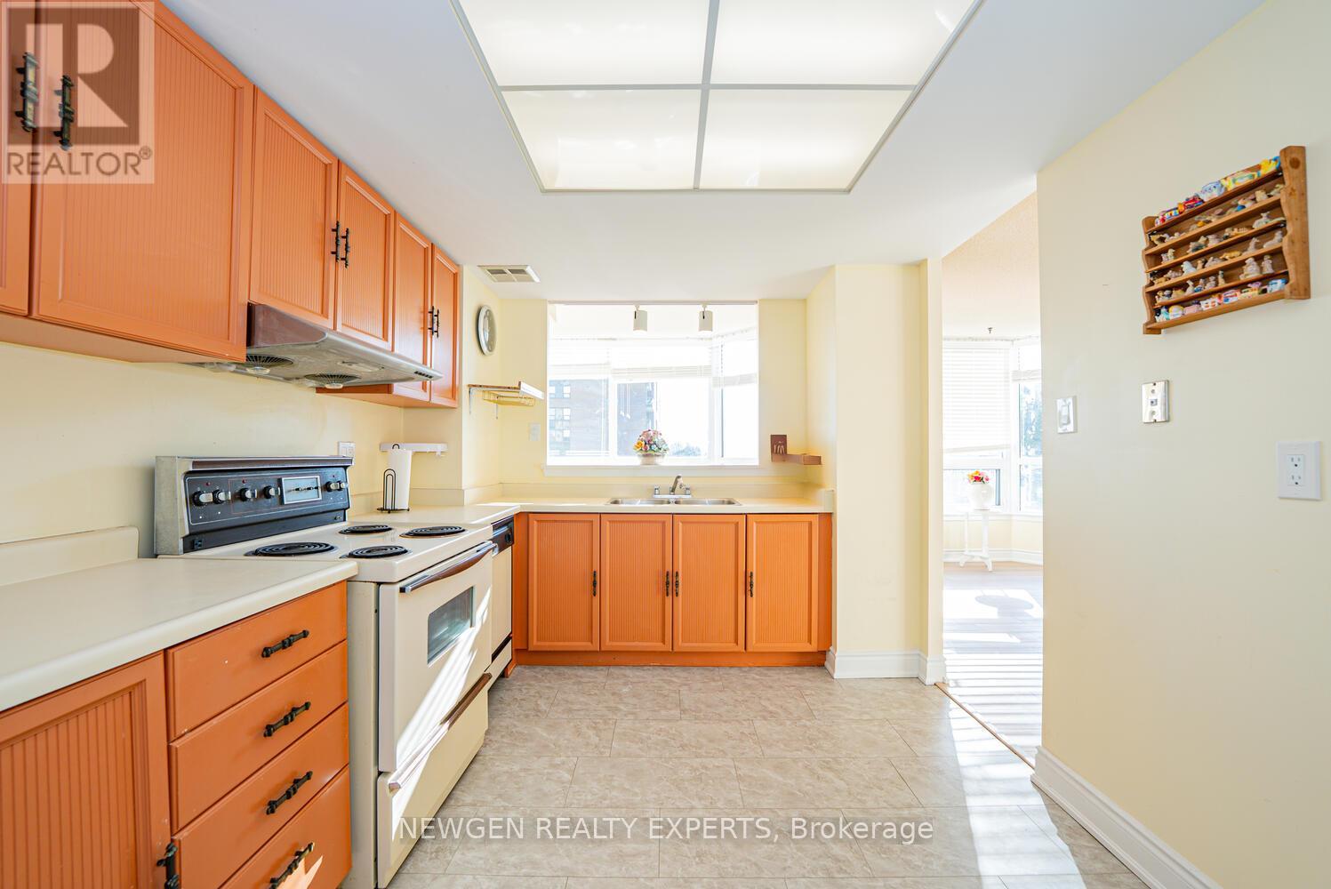 307 - 8 Lisa Street, Brampton, Ontario  L6T 4S6 - Photo 19 - W12787726