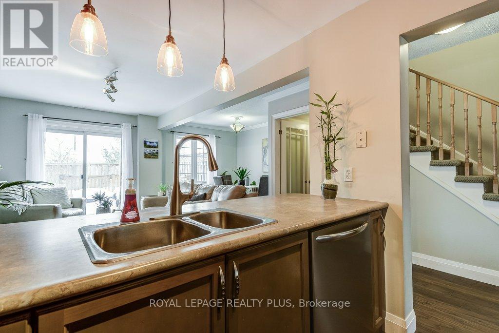 5144 Lampman Avenue, Burlington, Ontario  L7L 6L1 - Photo 11 - W12787728