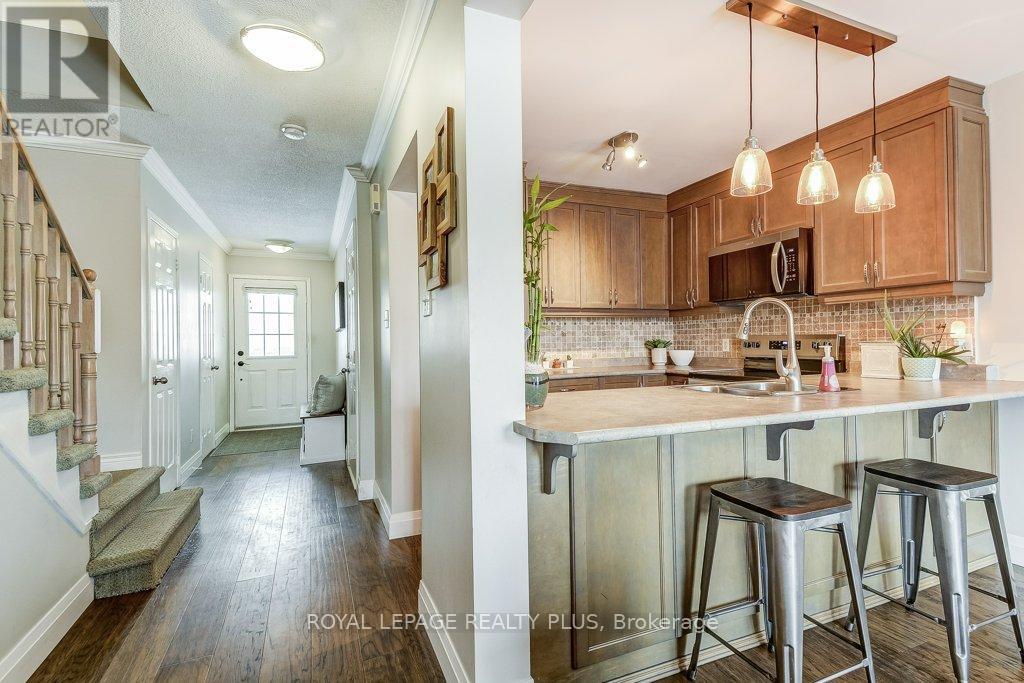 5144 Lampman Avenue, Burlington, Ontario  L7L 6L1 - Photo 19 - W12787728