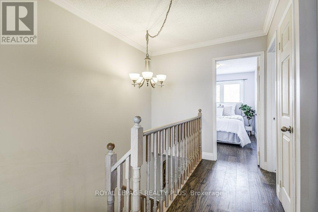 5144 Lampman Avenue, Burlington, Ontario  L7L 6L1 - Photo 21 - W12787728