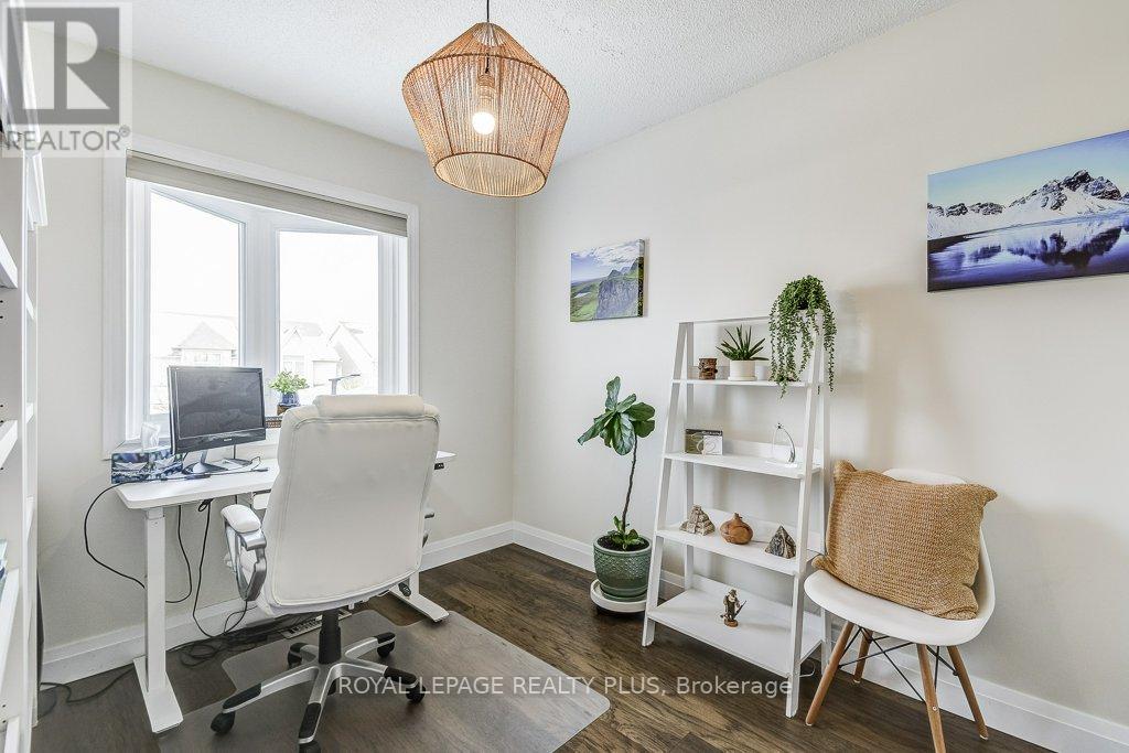 5144 Lampman Avenue, Burlington, Ontario  L7L 6L1 - Photo 24 - W12787728