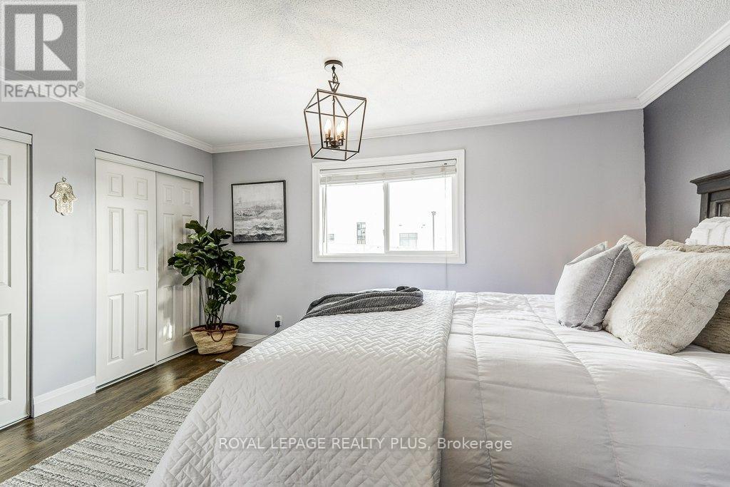 5144 Lampman Avenue, Burlington, Ontario  L7L 6L1 - Photo 26 - W12787728