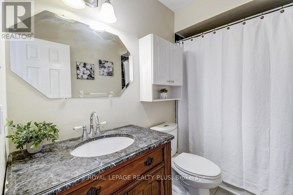 5144 Lampman Avenue, Burlington, Ontario  L7L 6L1 - Photo 29 - W12787728