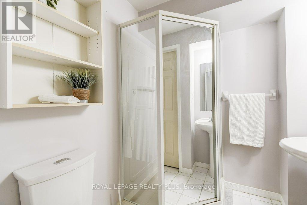 5144 Lampman Avenue, Burlington, Ontario  L7L 6L1 - Photo 36 - W12787728